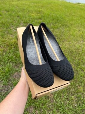 New In Box Allbirds Tree Breezer Women's Black Knit Slip-On Flats Sizes 7 and 8
